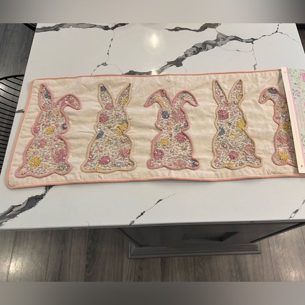 NWT Easter table runner